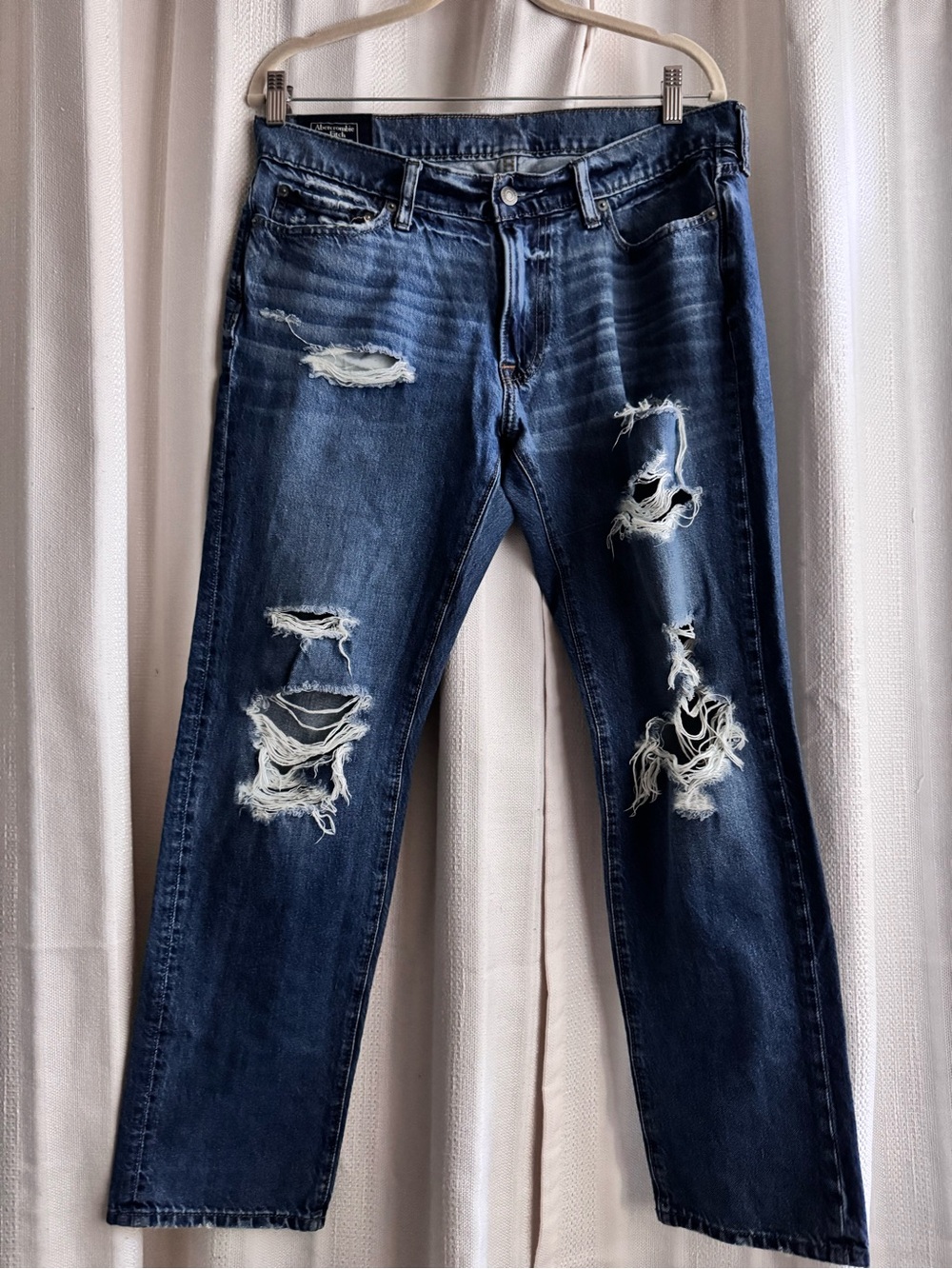 Abercrombie & Fitch Distressed Dark Blue Relaxed Jeans